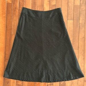 Banana Republic Women's Midi Black Wool Skirt Size 2